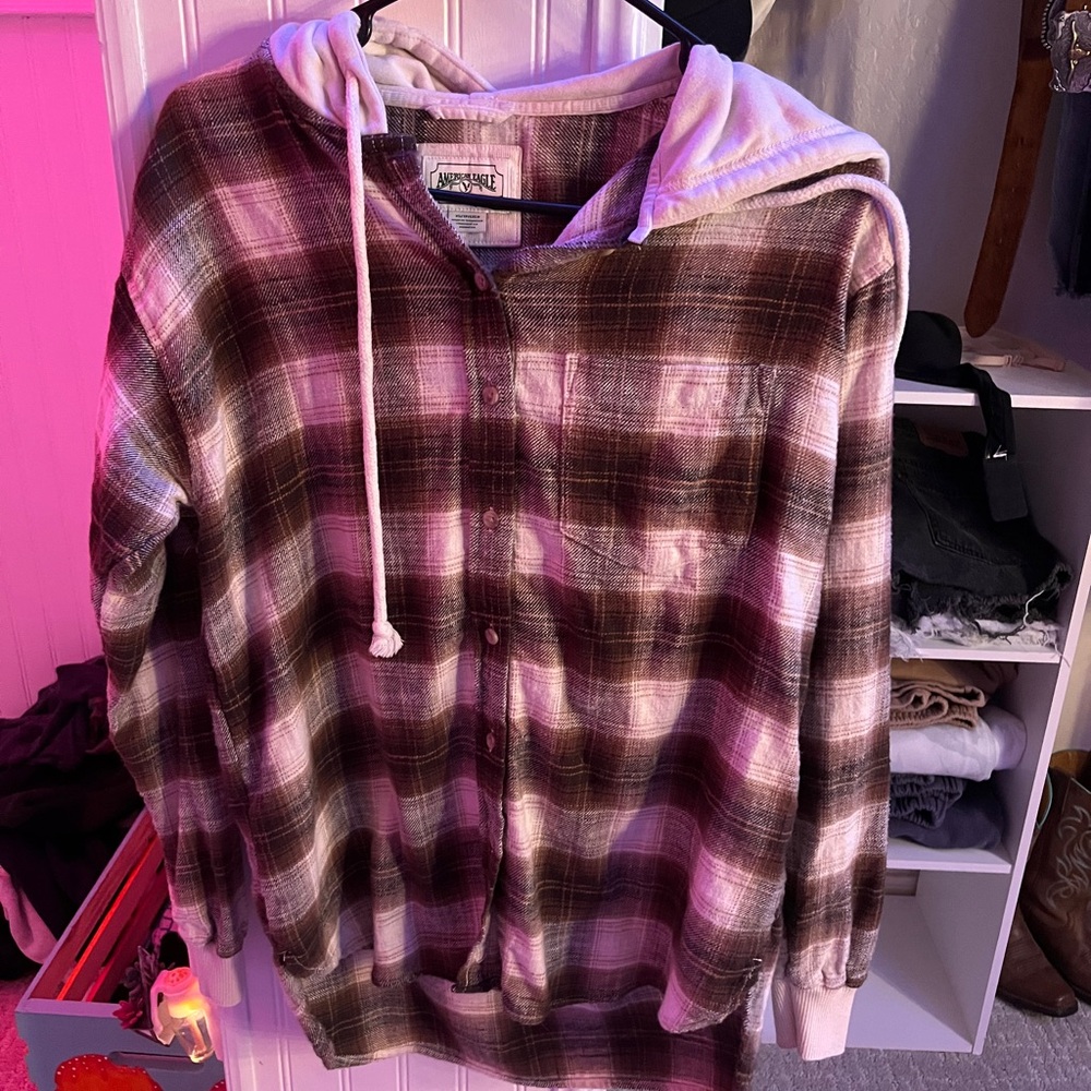 American Eagle Outfitters Brown and Cream Plaid Shirt